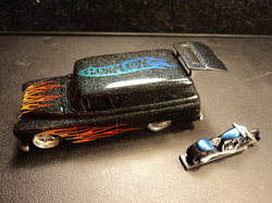 custom hot wheels flamed 55 chevy panel with painted bike